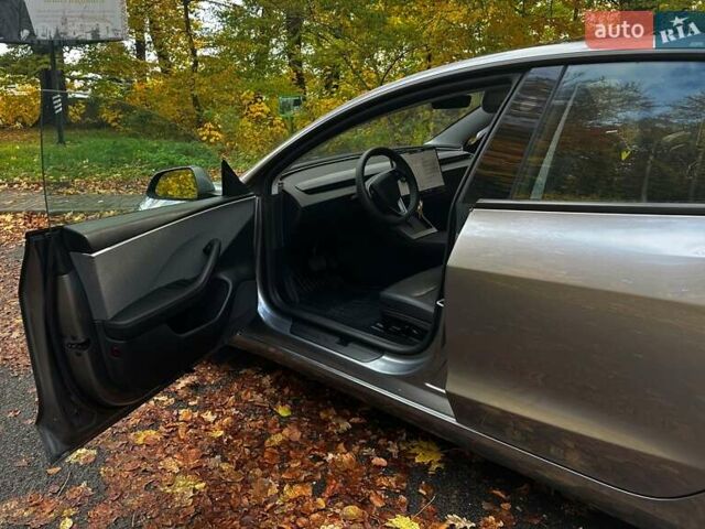 Тесла Модель 3 2024 у Львові на Automoto.ua Сірий Тесла Модель 3, об'ємом двигуна 0 л та пробігом 9 тис. км за 32500 $, фото 26 на Automoto.ua