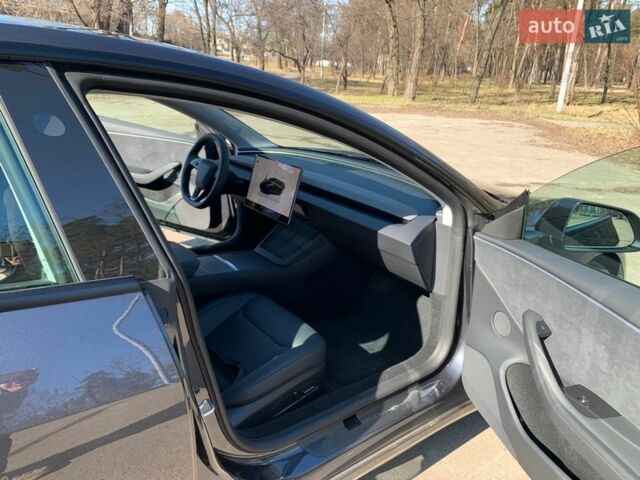 Серый Тесла Модель 3, объемом двигателя 0 л и пробегом 4 тыс. км за 29900 $, фото 11 на Automoto.ua