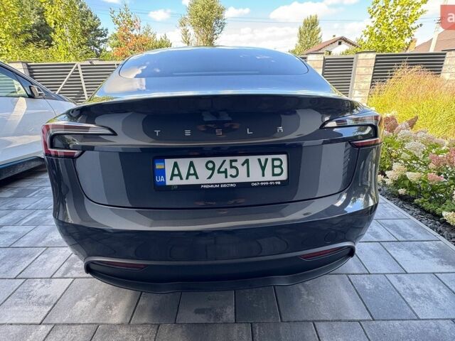 Сірий Тесла Модель 3, об'ємом двигуна 0 л та пробігом 28 тис. км за 29500 $, фото 4 на Automoto.ua