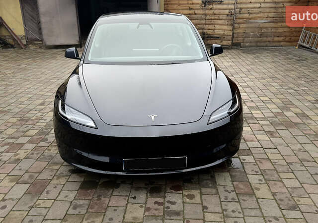 Серый Тесла Модель 3, объемом двигателя 0 л и пробегом 25 тыс. км за 28000 $, фото 7 на Automoto.ua