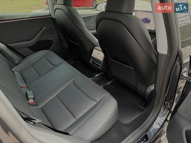 Сірий Тесла Модель 3, об'ємом двигуна 0 л та пробігом 3 тис. км за 31500 $, фото 15 на Automoto.ua