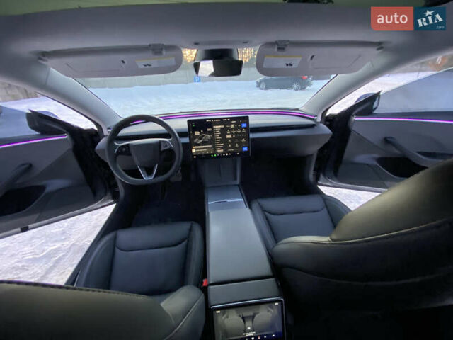 Сірий Тесла Модель 3, об'ємом двигуна 0 л та пробігом 35 тис. км за 26500 $, фото 21 на Automoto.ua