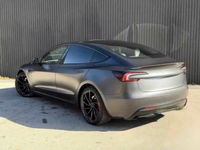 Серый Тесла Модель 3, объемом двигателя 0 л и пробегом 13 тыс. км за 9800 $, фото 4 на Automoto.ua