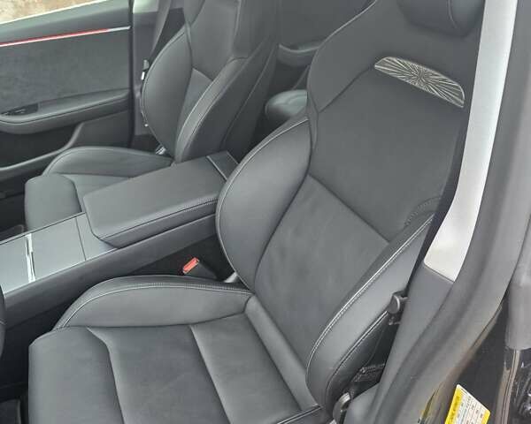 Серый Тесла Модель 3, объемом двигателя 0 л и пробегом 15 тыс. км за 38000 $, фото 16 на Automoto.ua