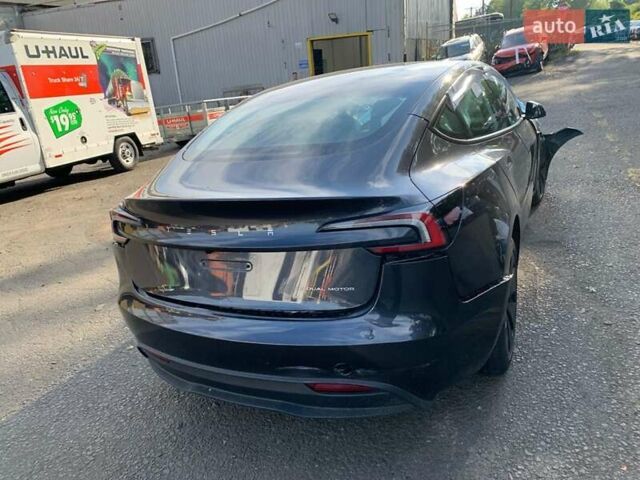 Тесла Модель 3 2024 у Києві на Automoto.ua Сірий Тесла Модель 3, об'ємом двигуна 0 л та пробігом 5 тис. км за 18900 $, фото 8 на Automoto.ua