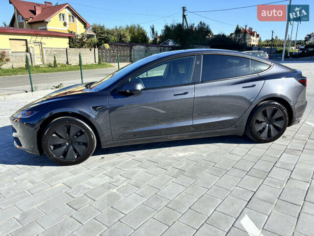 Серый Тесла Модель 3, объемом двигателя 0 л и пробегом 39 тыс. км за 25500 $, фото 4 на Automoto.ua