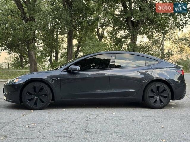 Сірий Тесла Модель 3, об'ємом двигуна 0 л та пробігом 5 тис. км за 27650 $, фото 1 на Automoto.ua