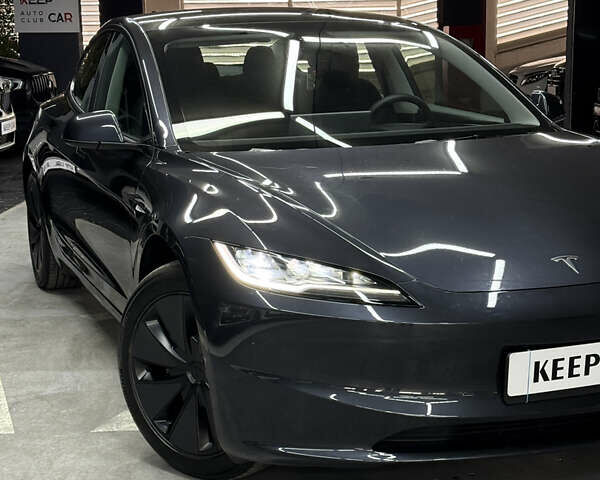Сірий Тесла Модель 3, об'ємом двигуна 0 л та пробігом 5 тис. км за 25000 $, фото 1 на Automoto.ua