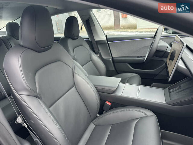 Серый Тесла Модель 3, объемом двигателя 0 л и пробегом 5 тыс. км за 28500 $, фото 24 на Automoto.ua