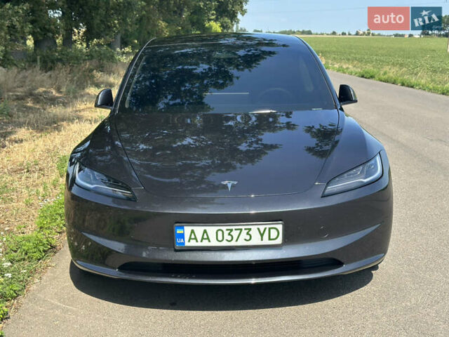 Серый Тесла Модель 3, объемом двигателя 0 л и пробегом 13 тыс. км за 32000 $, фото 1 на Automoto.ua
