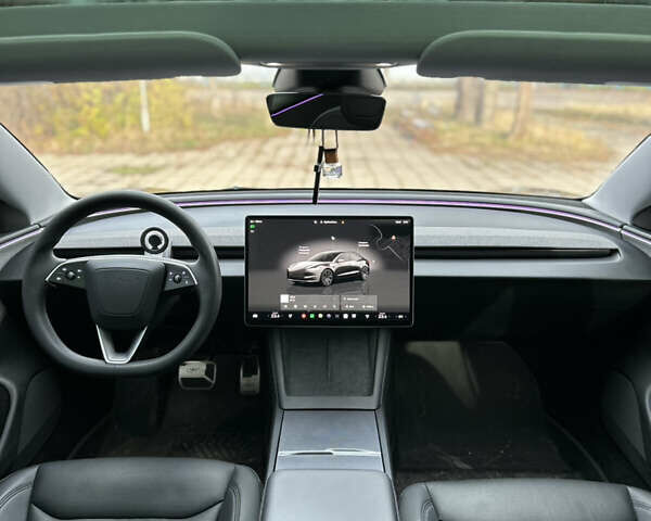 Серый Тесла Модель 3, объемом двигателя 0 л и пробегом 10 тыс. км за 27000 $, фото 18 на Automoto.ua