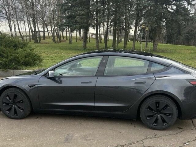 Серый Тесла Модель 3, объемом двигателя 0 л и пробегом 20 тыс. км за 27500 $, фото 6 на Automoto.ua