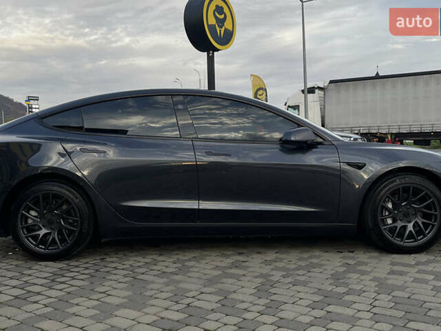 Серый Тесла Модель 3, объемом двигателя 0 л и пробегом 9 тыс. км за 33500 $, фото 7 на Automoto.ua