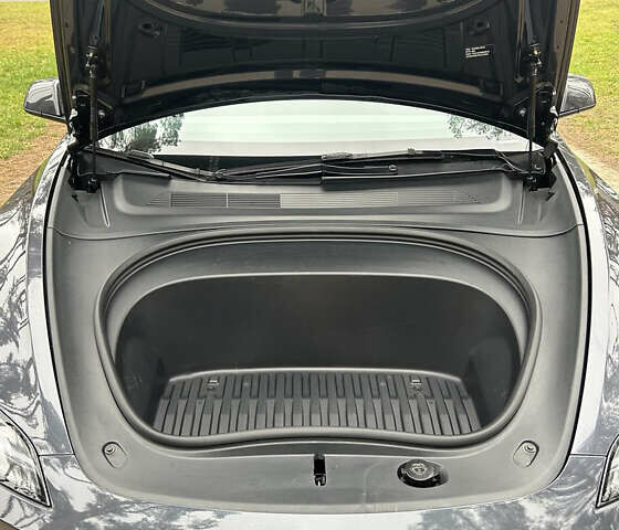 Сірий Тесла Модель 3, об'ємом двигуна 0 л та пробігом 20 тис. км за 27400 $, фото 17 на Automoto.ua