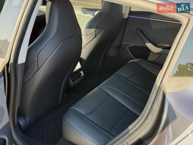 Сірий Тесла Модель 3, об'ємом двигуна 0 л та пробігом 16 тис. км за 43800 $, фото 11 на Automoto.ua