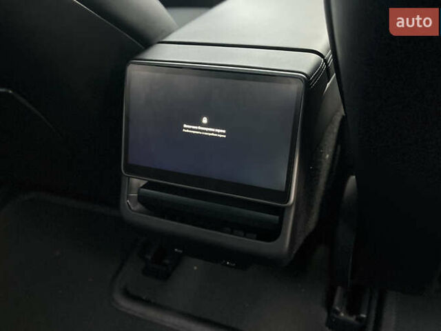 Серый Тесла Модель 3, объемом двигателя 0 л и пробегом 9 тыс. км за 33500 $, фото 25 на Automoto.ua