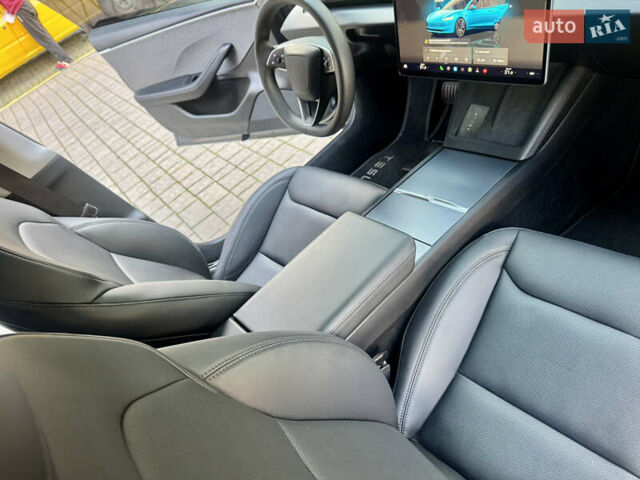 Тесла Модель 3 2024 у Івано-Франківську на Automoto.ua Сірий Тесла Модель 3, об'ємом двигуна 0 л та пробігом 5 тис. км за 27500 $, фото 81 на Automoto.ua