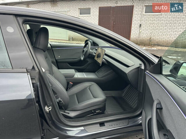 Серый Тесла Модель 3, объемом двигателя 0 л и пробегом 5 тыс. км за 28500 $, фото 23 на Automoto.ua