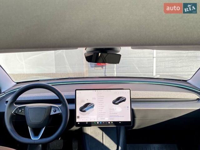 Сірий Тесла Модель 3, об'ємом двигуна 0 л та пробігом 21 тис. км за 29999 $, фото 17 на Automoto.ua