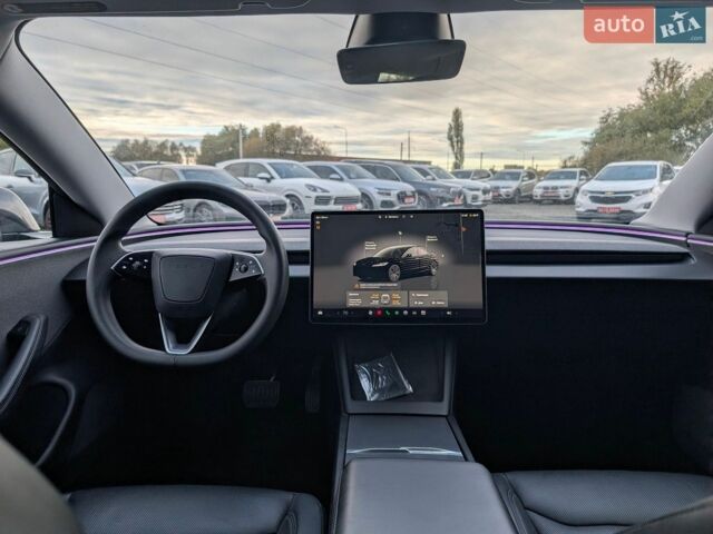 Сірий Тесла Модель 3, об'ємом двигуна 0 л та пробігом 85 тис. км за 18200 $, фото 7 на Automoto.ua