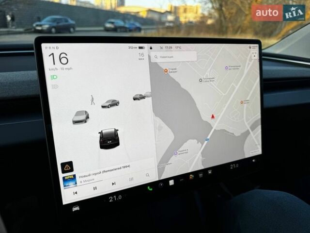 Серый Тесла Модель 3, объемом двигателя 0 л и пробегом 29 тыс. км за 28000 $, фото 53 на Automoto.ua