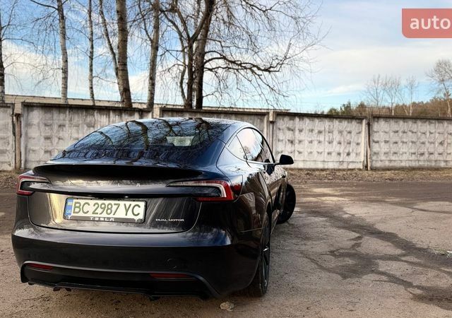 Сірий Тесла Модель 3, об'ємом двигуна 0 л та пробігом 36 тис. км за 28600 $, фото 12 на Automoto.ua