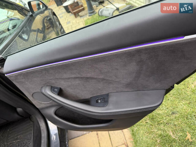 Серый Тесла Модель 3, объемом двигателя 0 л и пробегом 7 тыс. км за 27999 $, фото 28 на Automoto.ua