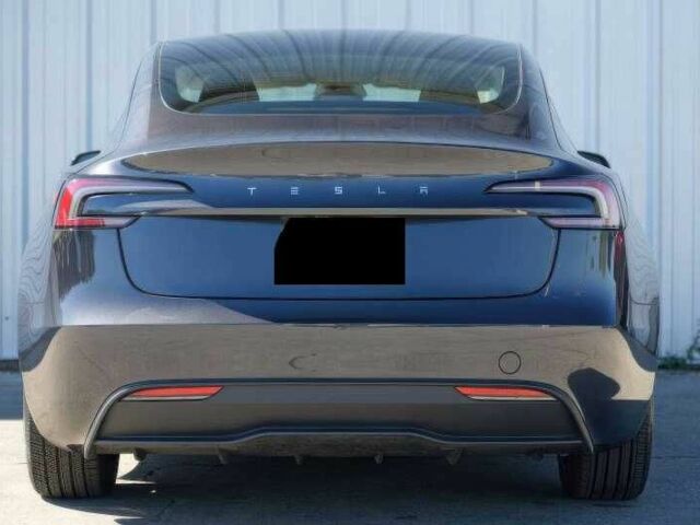 Серый Тесла Модель 3, объемом двигателя 0 л и пробегом 20 тыс. км за 15500 $, фото 5 на Automoto.ua