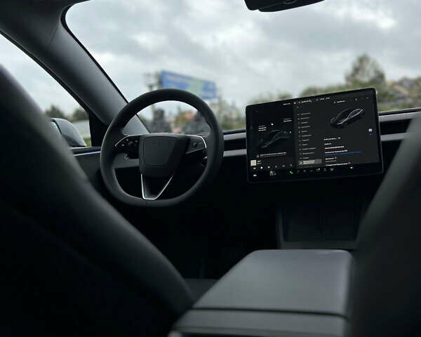 Серый Тесла Модель 3, объемом двигателя 0 л и пробегом 4 тыс. км за 27500 $, фото 11 на Automoto.ua