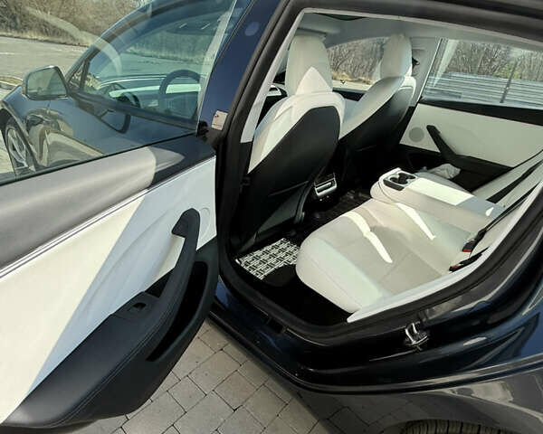 Серый Тесла Модель 3, объемом двигателя 0 л и пробегом 6 тыс. км за 31000 $, фото 50 на Automoto.ua