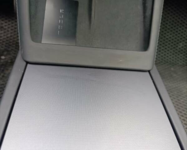 Сірий Тесла Модель 3, об'ємом двигуна 0 л та пробігом 32 тис. км за 25800 $, фото 15 на Automoto.ua