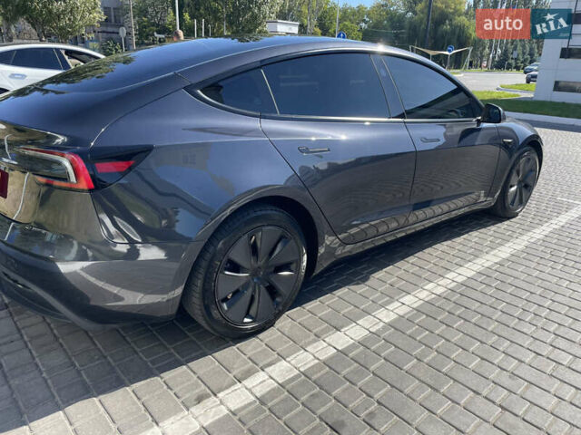 Сірий Тесла Модель 3, об'ємом двигуна 0 л та пробігом 17 тис. км за 25900 $, фото 9 на Automoto.ua