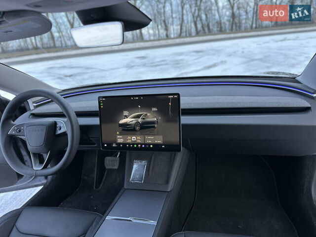 Серый Тесла Модель 3, объемом двигателя 0 л и пробегом 23 тыс. км за 27000 $, фото 17 на Automoto.ua