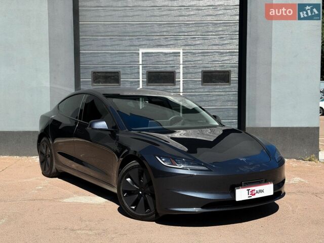 Сірий Тесла Модель 3, об'ємом двигуна 0 л та пробігом 31 тис. км за 27500 $, фото 1 на Automoto.ua