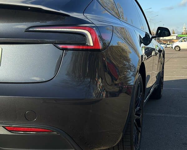 Серый Тесла Модель 3, объемом двигателя 0 л и пробегом 40 тыс. км за 28500 $, фото 9 на Automoto.ua