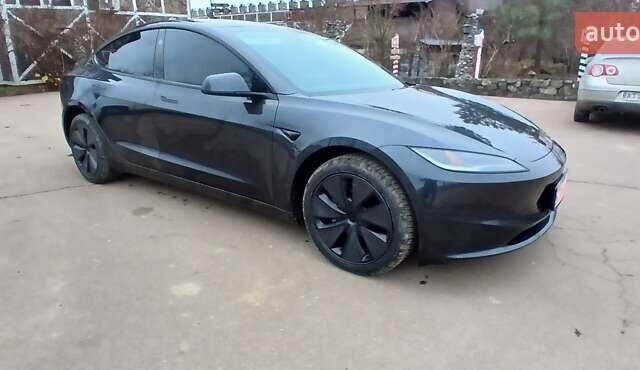 Серый Тесла Модель 3, объемом двигателя 0 л и пробегом 11 тыс. км за 26900 $, фото 1 на Automoto.ua