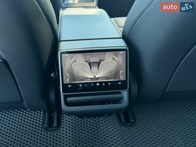 Серый Тесла Модель 3, объемом двигателя 0 л и пробегом 11 тыс. км за 31500 $, фото 28 на Automoto.ua