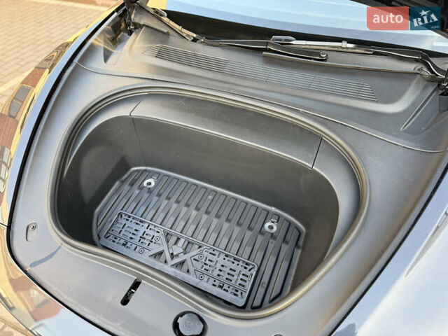 Серый Тесла Модель 3, объемом двигателя 0 л и пробегом 9 тыс. км за 35700 $, фото 16 на Automoto.ua