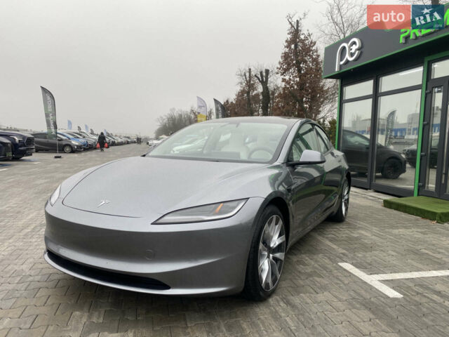 Серый Тесла Модель 3, объемом двигателя 0 л и пробегом 25 тыс. км за 28900 $, фото 3 на Automoto.ua