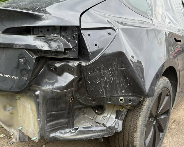 Сірий Тесла Модель 3, об'ємом двигуна 0 л та пробігом 19 тис. км за 25300 $, фото 12 на Automoto.ua