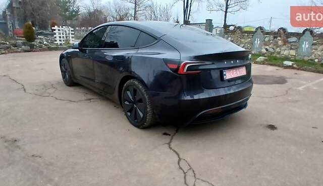 Серый Тесла Модель 3, объемом двигателя 0 л и пробегом 11 тыс. км за 26900 $, фото 5 на Automoto.ua