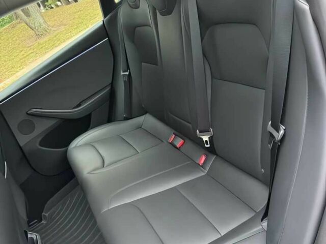 Серый Тесла Модель 3, объемом двигателя 0 л и пробегом 15 тыс. км за 16500 $, фото 13 на Automoto.ua