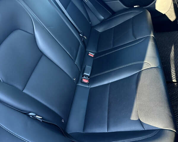 Сірий Тесла Модель 3, об'ємом двигуна 0 л та пробігом 33 тис. км за 27800 $, фото 7 на Automoto.ua