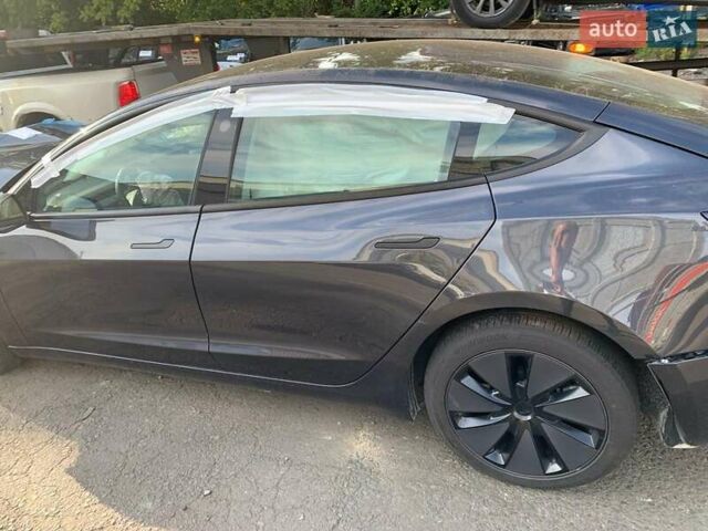 Тесла Модель 3 2024 у Києві на Automoto.ua Сірий Тесла Модель 3, об'ємом двигуна 0 л та пробігом 5 тис. км за 18900 $, фото 10 на Automoto.ua