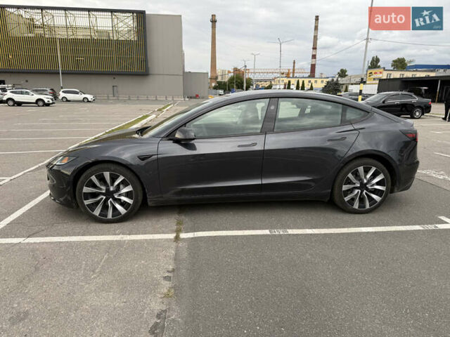 Серый Тесла Модель 3, объемом двигателя 0 л и пробегом 11 тыс. км за 33000 $, фото 1 на Automoto.ua