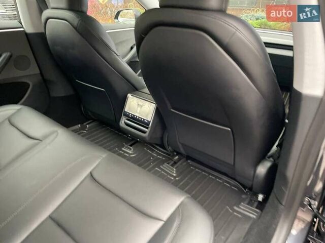 Сірий Тесла Модель 3, об'ємом двигуна 0 л та пробігом 8 тис. км за 29950 $, фото 12 на Automoto.ua