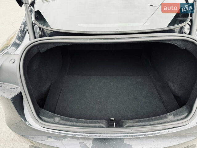 Тесла Модель 3 2024 в Днепре (Днепропетровске) на Automoto.ua Серый Тесла Модель 3, объемом двигателя 0 л и пробегом 6 тыс. км за 25600 $, фото 9 на Automoto.ua