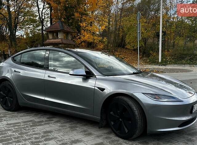 Тесла Модель 3 2024 у Львові на Automoto.ua Сірий Тесла Модель 3, об'ємом двигуна 0 л та пробігом 9 тис. км за 32500 $, фото 3 на Automoto.ua
