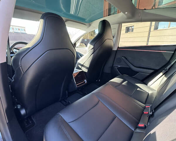 Серый Тесла Модель 3, объемом двигателя 0 л и пробегом 4 тыс. км за 38400 $, фото 17 на Automoto.ua