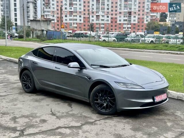 Серый Тесла Модель 3, объемом двигателя 0 л и пробегом 9 тыс. км за 26500 $, фото 5 на Automoto.ua